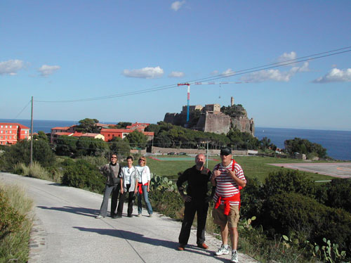 25 capraia  VELA TREKKING