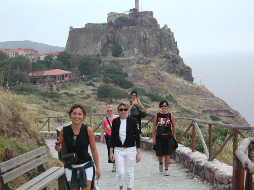 26 capraia  VELA TREKKING