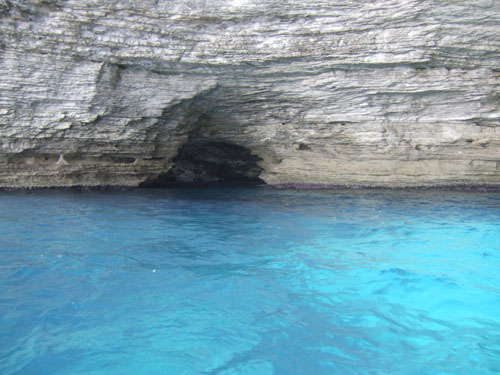 41 ) BONIFACIO