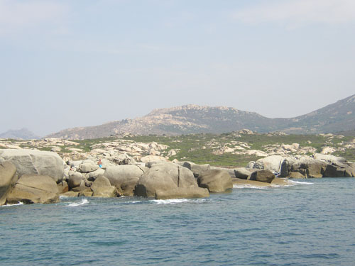 11 graniti a nord del golfo di calvi